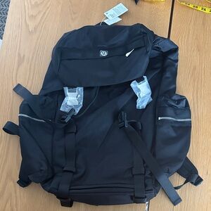 Lululemon wanderlust backpack NWT